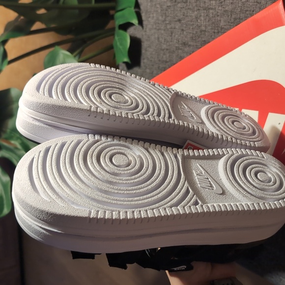 Nike Icon Classic Sandal - Picture 2 of 3